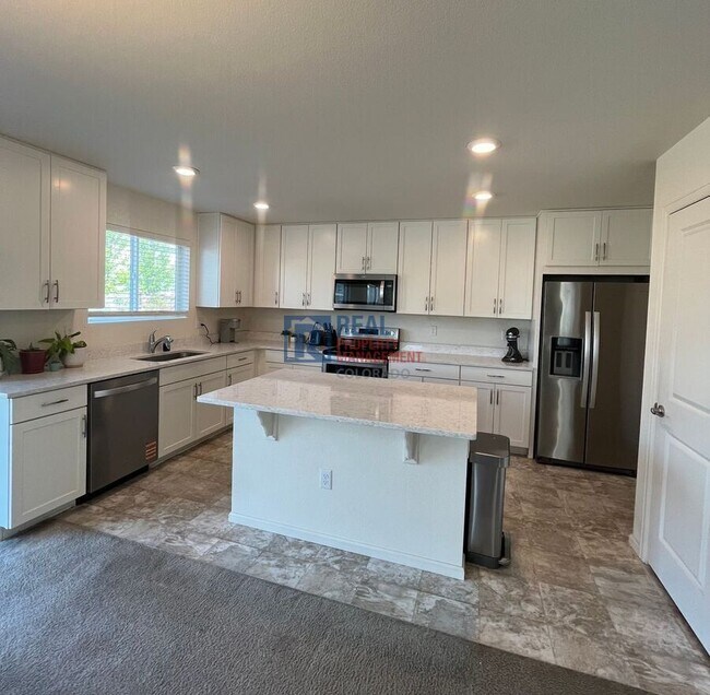 Foto del edificio - 12861 River Rock Wy