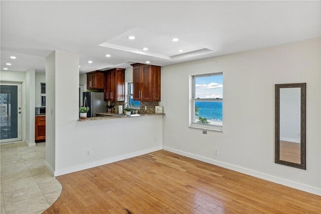 Photo - 320 S Surf Rd Apartment