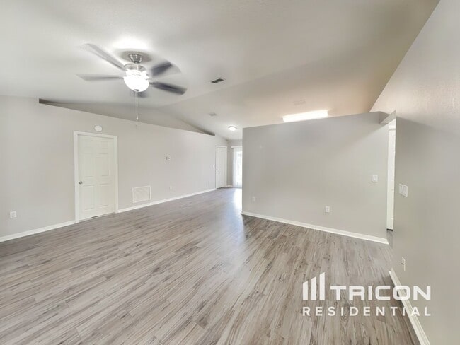 Foto del edificio - 1090 3rd Ave