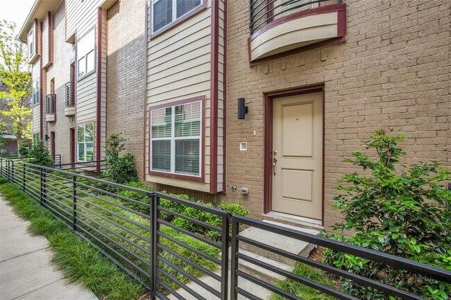 Building Photo - 5814 Bryan Pkwy