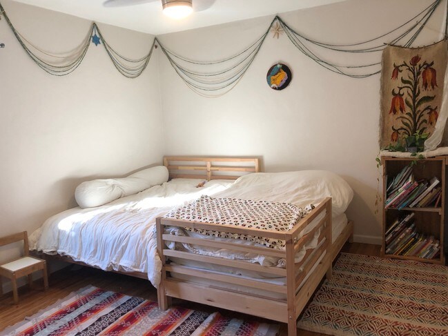 Building Photo - 4031 Edenhurst Ave