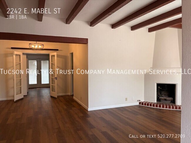 Foto del edificio - 2242 E Mabel St