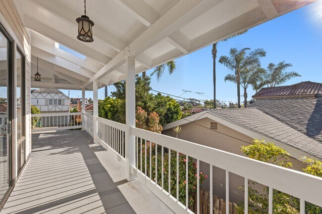 Foto del edificio - !!+ THIS 3BED/3BATH IN LA JOLLA IS MINUTES...