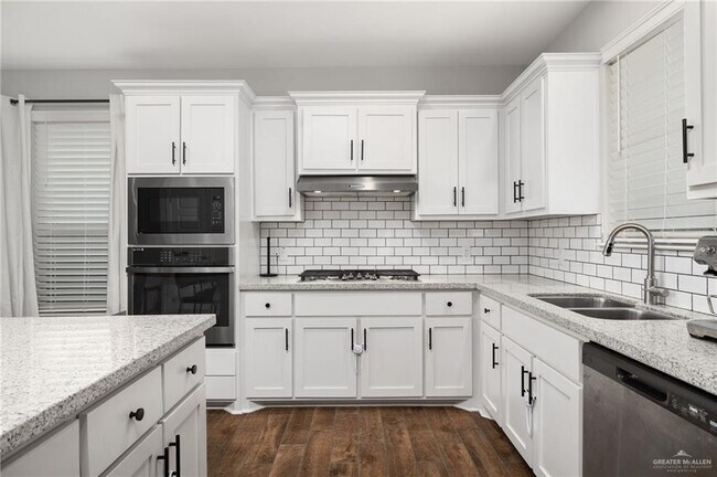 Foto del edificio - 16 Chalk Rdg Dr