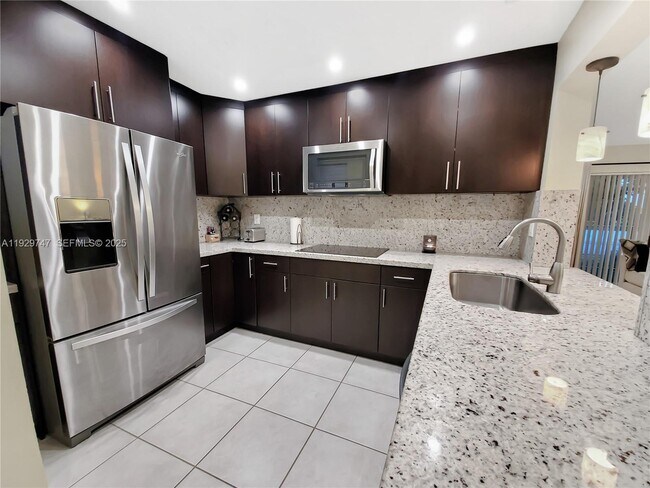 Building Photo - 15701 SW 137th Ave