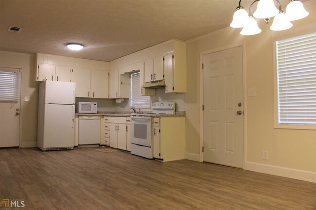 Foto del edificio - 2420 River Ridge Rd NE