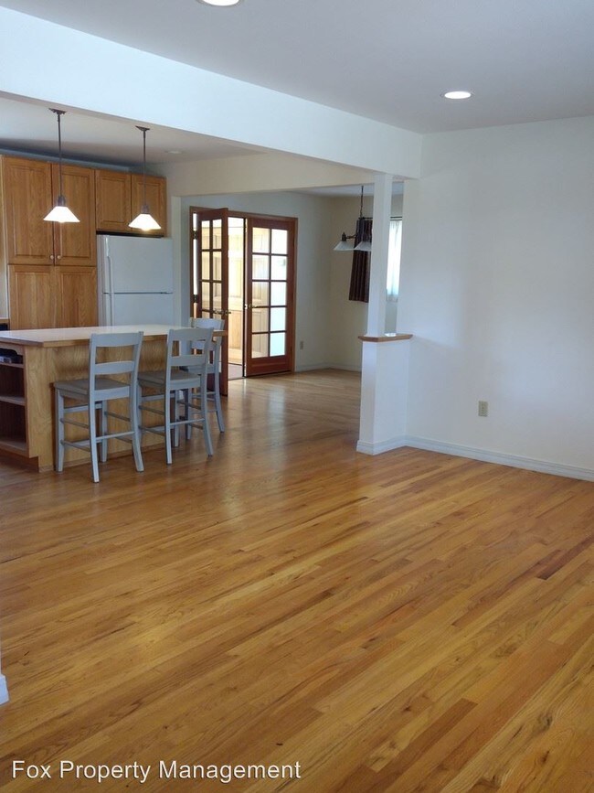 Foto del edificio - 3 br, 2 bath House - 2990 Carnegie Drive