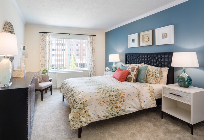 Interior Photo - Water View Village