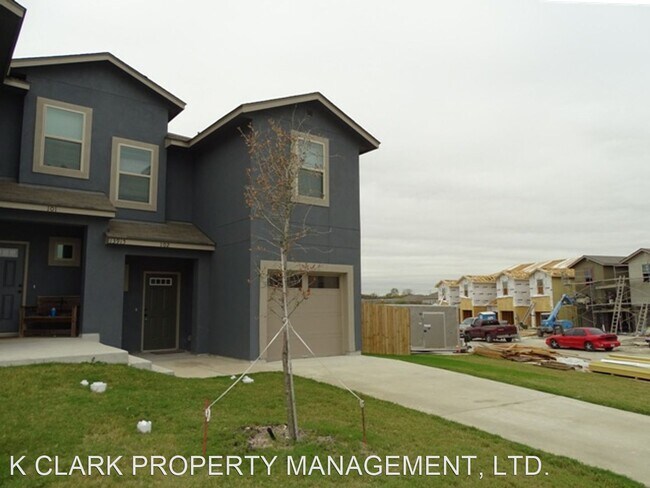 Building Photo - 3 br, 2.5 bath House - 13915 ANNA'S WAY #102
