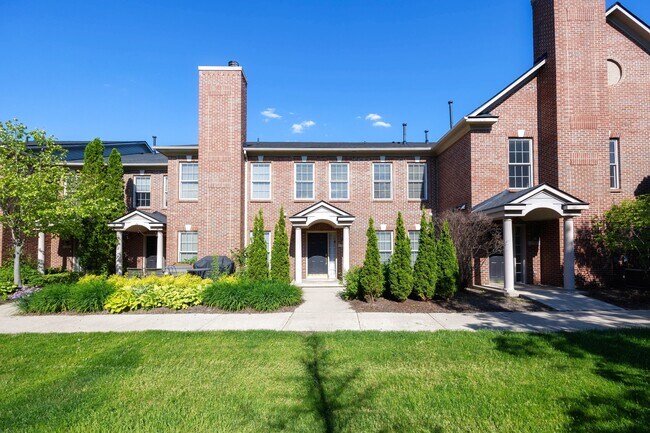 Foto del edificio - 5706 Hampshire Ln