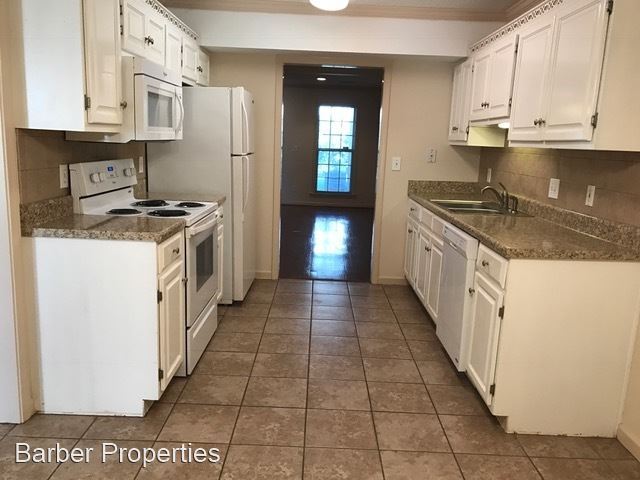 Building Photo - 3 br, 2.5 bath House - 277 Ivy Place