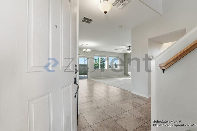 Building Photo - 7508 S 27th St