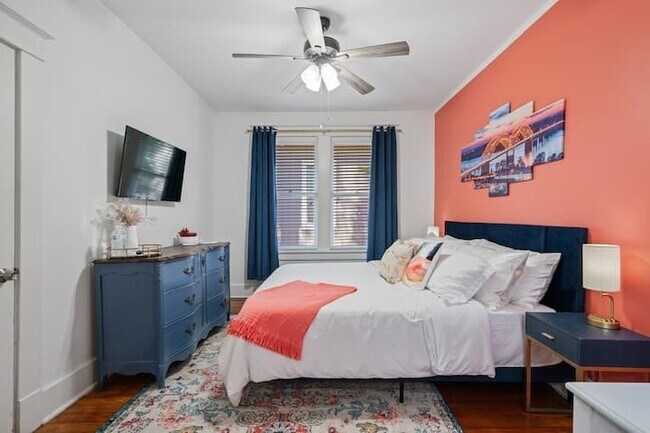 Foto del edificio - 2036 Linden Ave