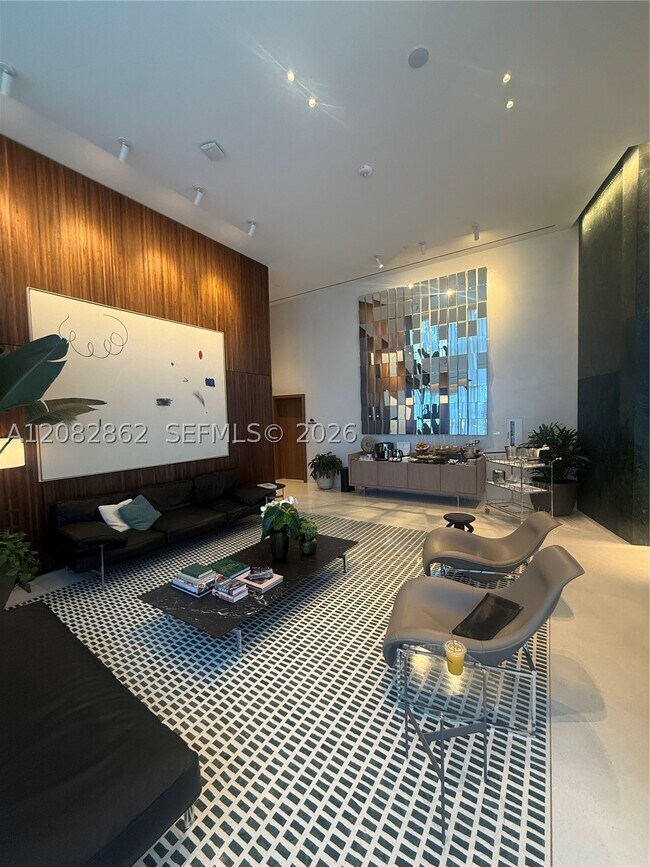 Building Photo - 1400 Biscayne Blvd