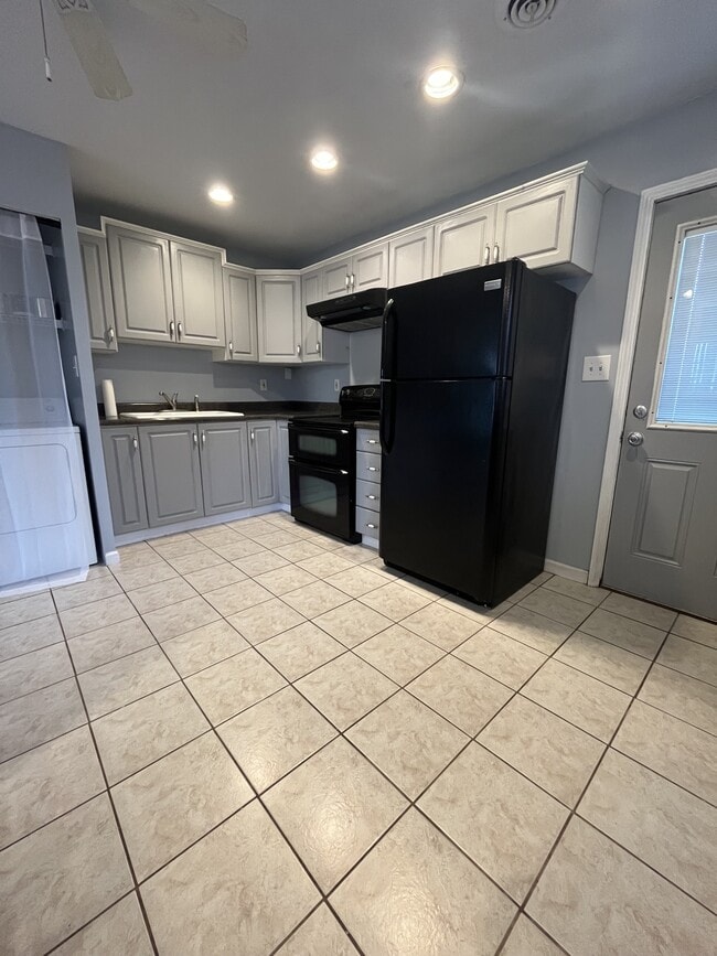 Foto del edificio - 2837 Edgewood Ave