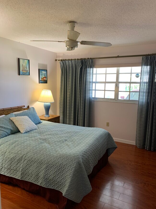 Foto del edificio - 9402 Kingston Dr