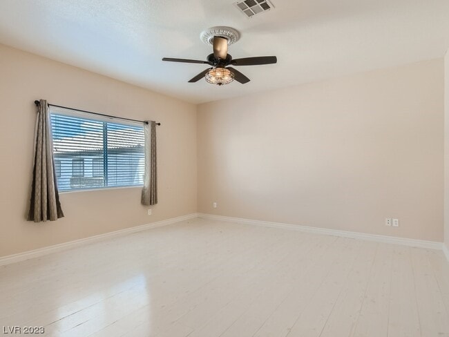 Building Photo - 6905 Squaw Mountain Dr
