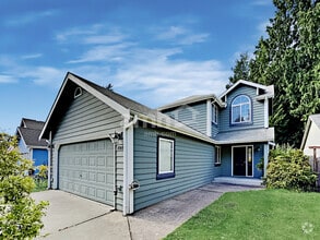 Building Photo - 8303 1st Pl SE