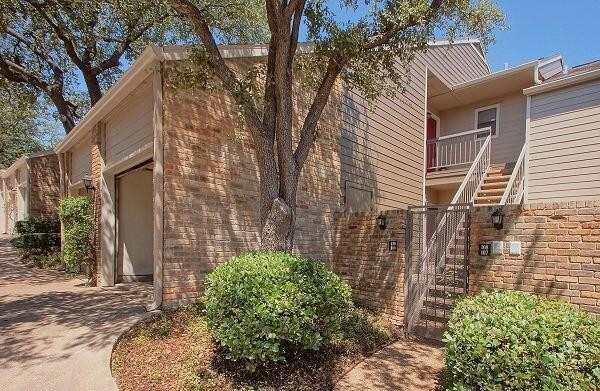 Primary Photo - 5616 Preston Oaks Rd