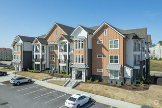 Building Photo - Adams Hill Apartments