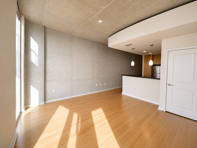 Building Photo - Condo High Rise - Lady Bird Lake Views