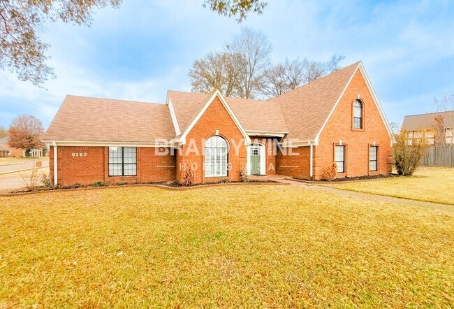 Building Photo - 6162 Yorkhill Dr