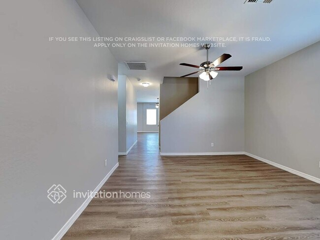 Foto del edificio - 395 W White Sands Dr