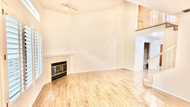 Building Photo - Beautifully Updated Two-Story Townhome on the Pala Mesa Golf Course in Fallbrook!