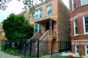 Building Photo - 3144 N Ridgeway Ave