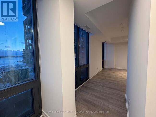 Photo du bâtiment - 35 Parliament St