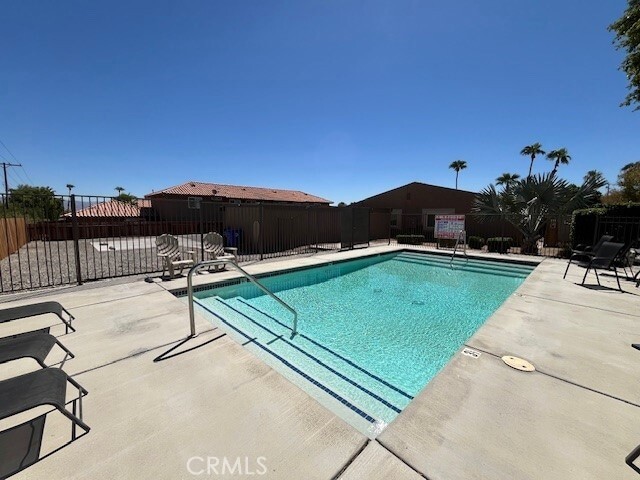 Primary Photo - 79380 Ave 42