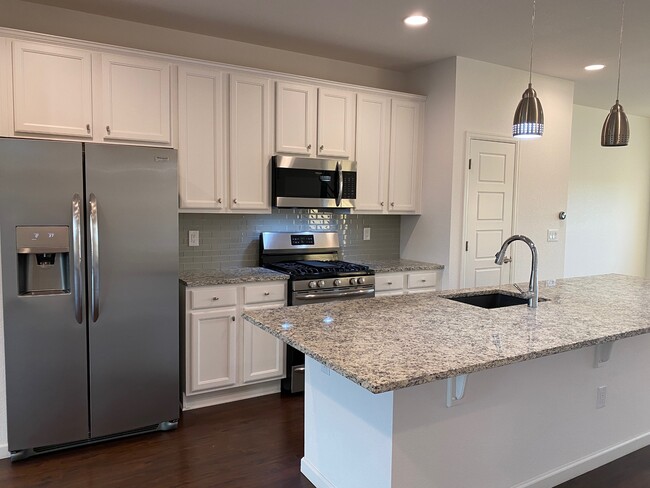 Building Photo - 2588 Meadows Blvd