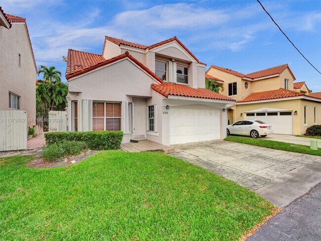 Building Photo - 3745 Piccadilly St