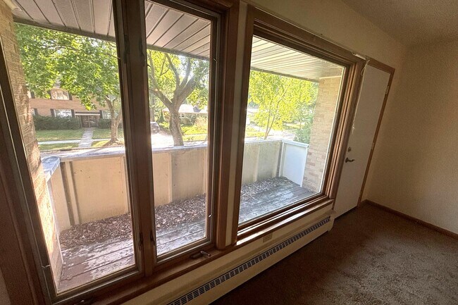 Foto del edificio - 2402 Fremont Ave