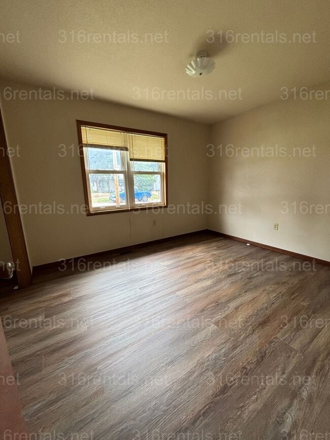 Building Photo - Three bed two bath house available now!