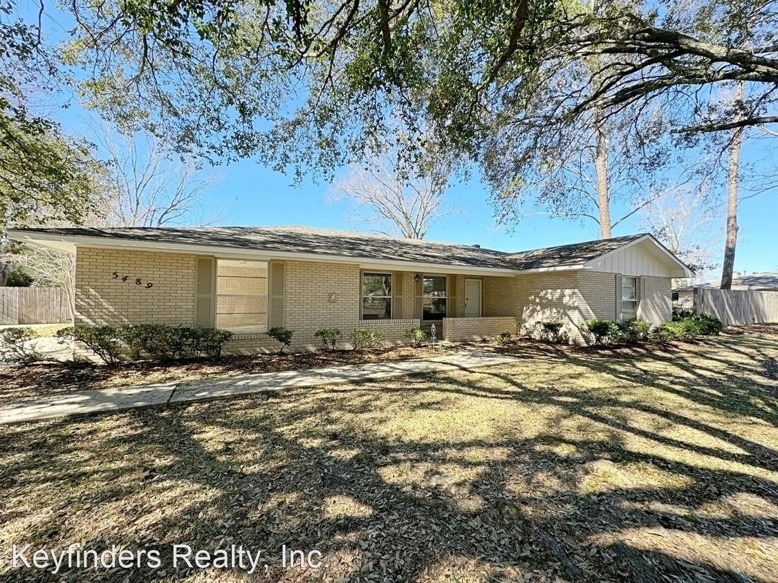 Primary Photo - 3 br, 2 bath House - 5489 Fennwood Dr.