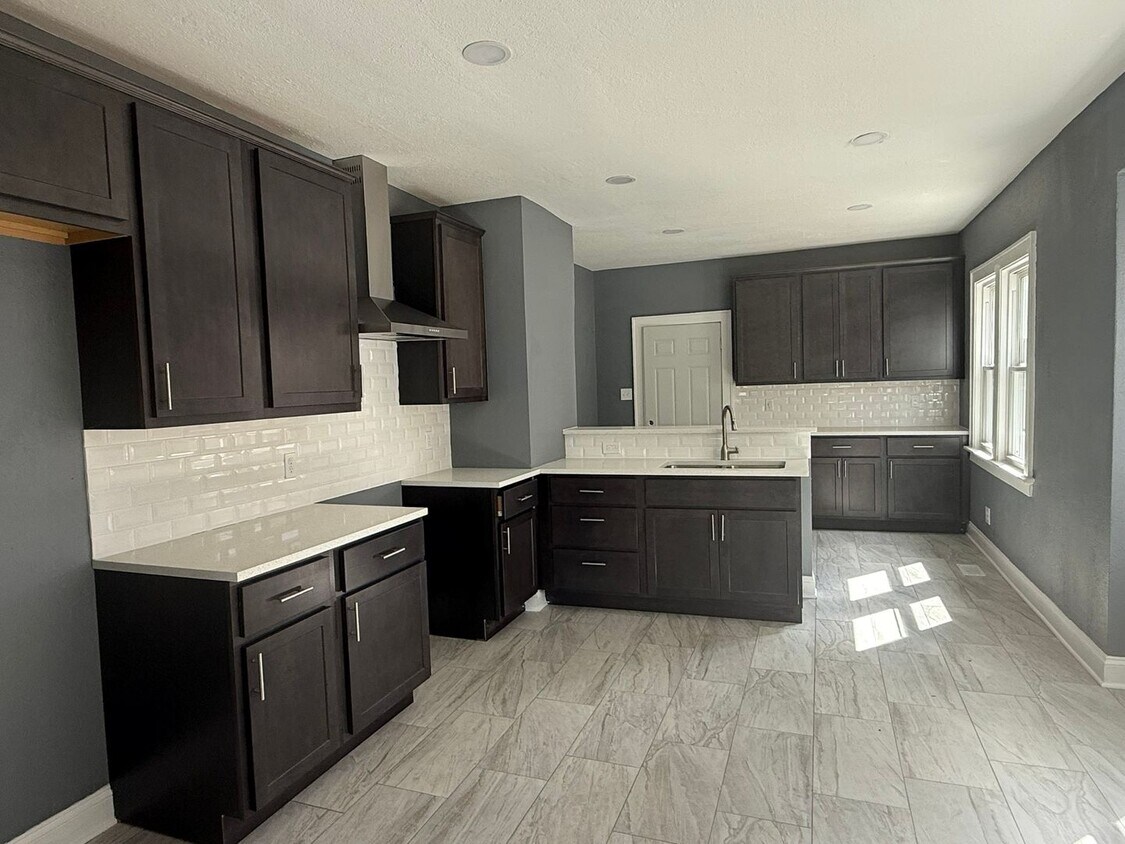 Foto principal - 1206 N 46th St