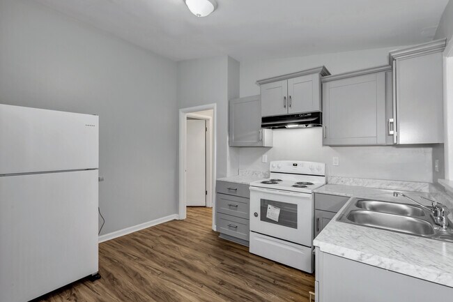 Foto del edificio - 2814 Holiday Dr SW