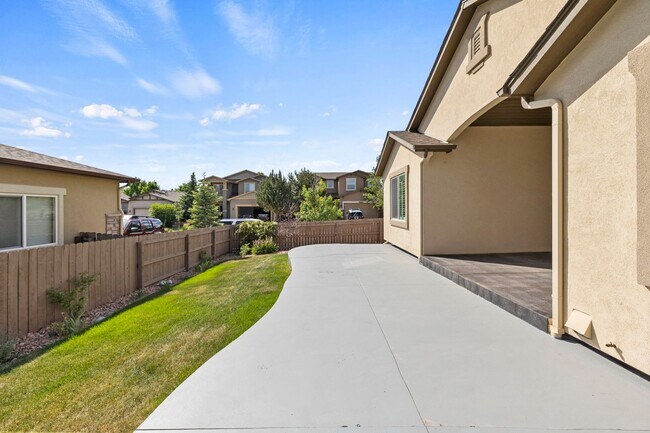 Building Photo - Beautiful 4BD Ranch Home in Cordera (D20)