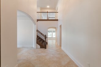 Building Photo - 14 N Player Manor Cir