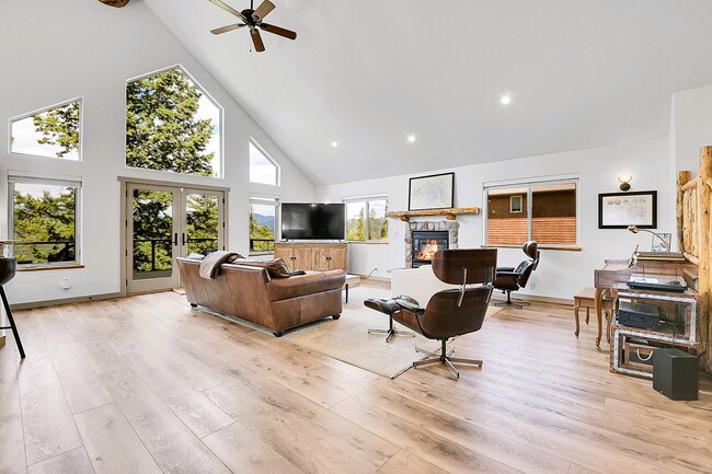 Photo - 7052 Lynx Lair Rd House