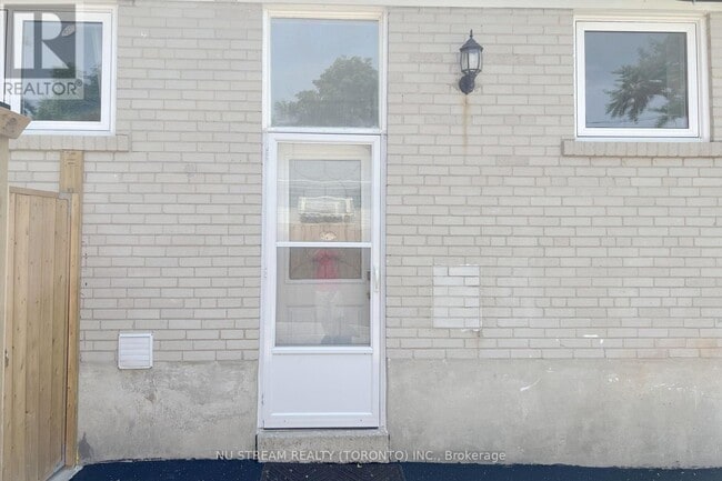 Building Photo - 332 Taylor Mills Dr S