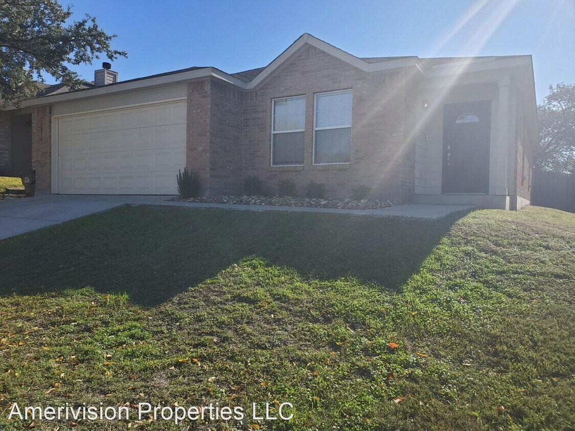 3 br, 2 bath House 1814 Vinca Manor House Rental in San Antonio, TX