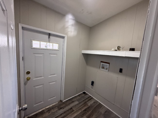 Foto del edificio - 80 Redwood Ln