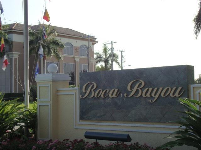 Foto del edificio - 21 Royal Palm Way