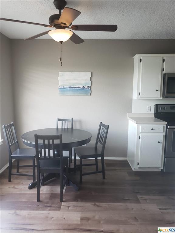 Foto del edificio - 1601 Meadowview Dr