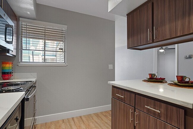 Building Photo - Clayton Creek Apartments