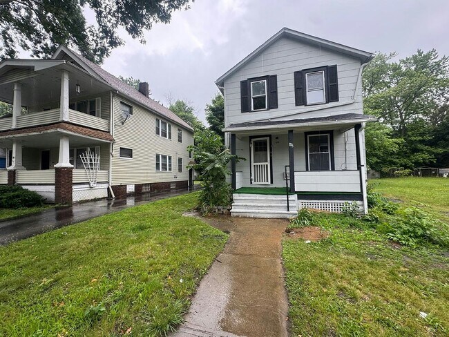 Building Photo - 875 E 144th St