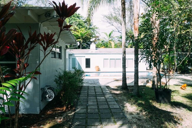 Photo - 5805 SW 81st St House