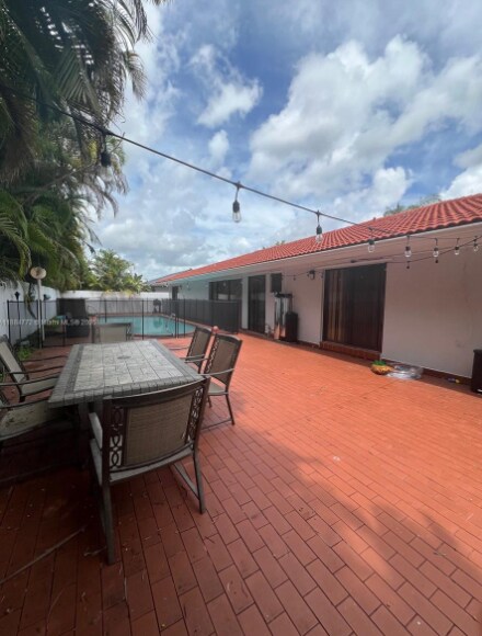 Building Photo - 12310 SW 97th St